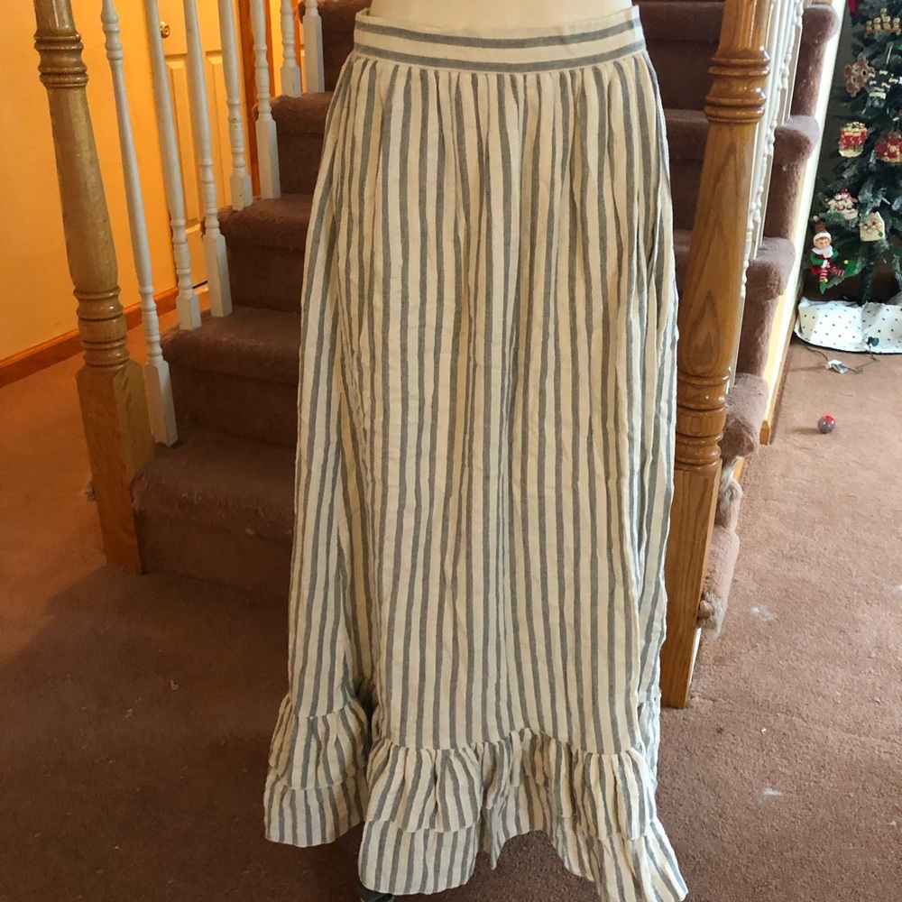 Beam Boutique Maxi Skirt with Side Slit